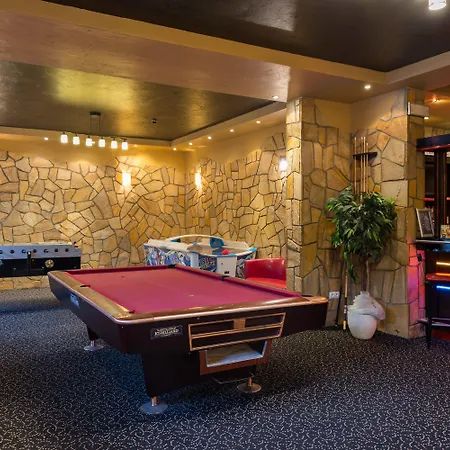 Отель Skalite Spa & Wellness